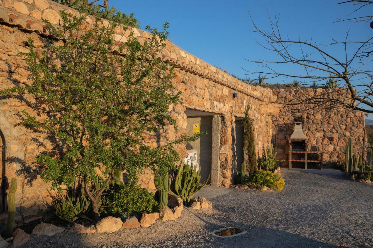 Cuevas El Torriblanco Guest House Gorafe Exterior foto